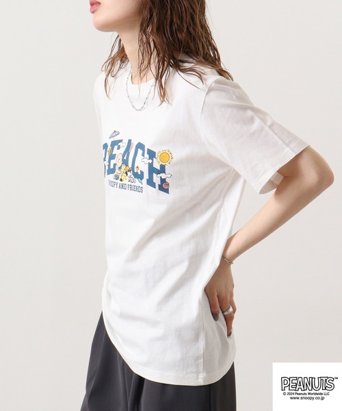 PEANUTS(ピーナッツ)の「PEANUTSプリント半袖Tシャツ(Tシャツ/カットソー・メンズ・ホワイト系/ライトオレンジ系/オフホワイト/グリーン/ネイビー/チャコール・M/L/LL)」の9枚目の写真