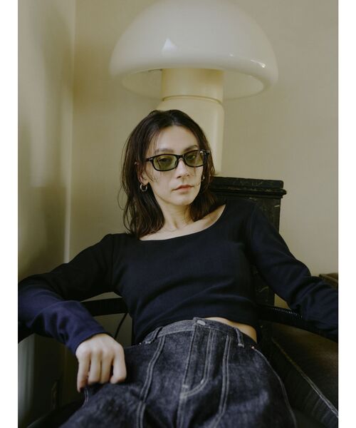 Ungrid（アングリッド）の「スクエアネックショートロングスリーブTee（Tシャツ/カットソー・レディース・パープル/グリーン系その他/ブラック・FREE）」の6枚目の写真