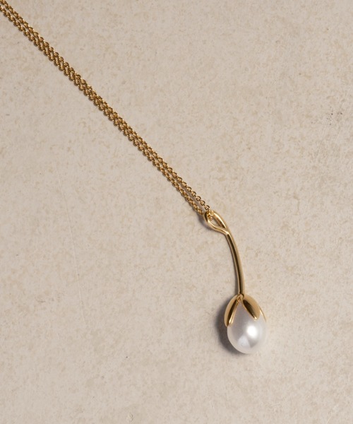 BEARDSLEY(ビアズリー)の「花ネックレス(スズラン)(ネックレス・レディース・ゴールド・FREE)」の5枚目の写真