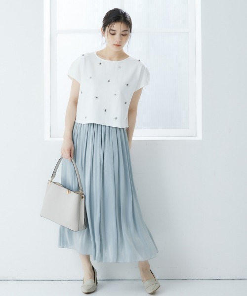 12Twelve Agenda(トゥエルブ アジェンダ)の「ビジュークロップド袖タックカットソープルオーバー(Tシャツ/カットソー・レディース・チャコールグレー/ネイビー/オフホワイト・M)」の11枚目の写真