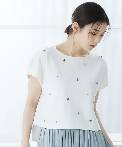 12Twelve Agenda(トゥエルブ アジェンダ)の「ビジュークロップド袖タックカットソープルオーバー(Tシャツ/カットソー・レディース・チャコールグレー/ネイビー/オフホワイト・M)」の5枚目の写真