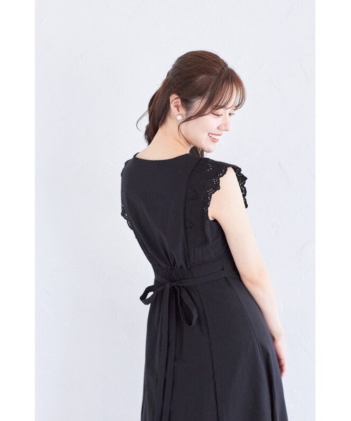 tocco closet(トッコ クローゼット)の「ウエストりぼん付きコットンカットワークレース刺繍ワンピース(ワンピース・レディース・ネイビー/ピンク系その他/ブラック/グリーン系その他/ローズ系1・M)」の18枚目の写真