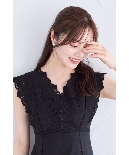 ウエストりぼん付きコットンカットワークレース刺繍ワンピース