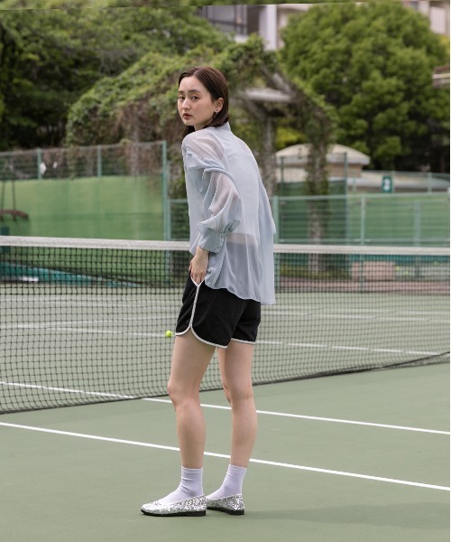 ad thie（アドティエ）の「カラバリ豊富  オーバーシルエットシアーシャツ（シャツ/ブラウス・レディース・オレンジ/ライトグレー/ピンク/オフホワイト/ブラック/ライトブルー・FREE）」の21枚目の写真