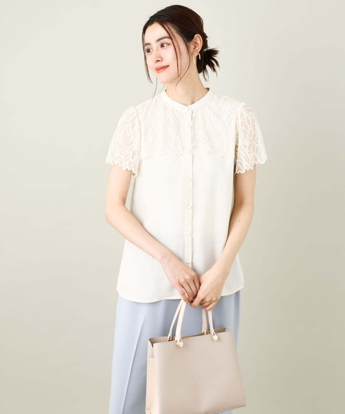 a.v.v（アーヴェヴェ）の「レースヨークブラウス（シャツ/ブラウス・レディース・ネイビー/ブルー/アイボリー/ライラック・34/36/38/40/42）」の10枚目の写真