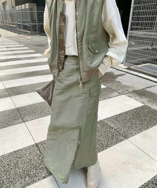 ISOOK（アイスー）の「ジップスリットカーゴスカート(kiharu original) / ミリタリースカート ロング スリットスカート デザインスカート（スカート・レディース・カーキ/ブラック・FREE）」の15枚目の写真