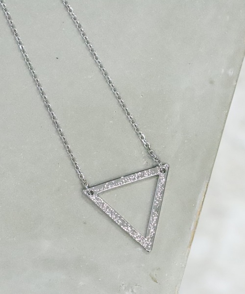 LIBALF モアサナイトネックレス　トライアングル MOISSANITE NECKLACE –TRIANGLE–
