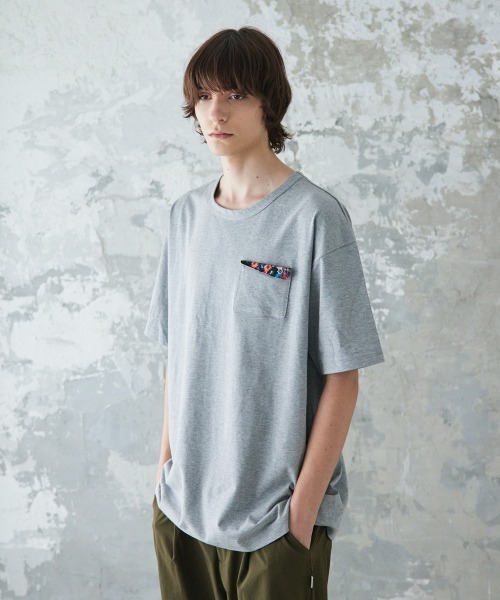 rehacer(レアセル)の「rehacer : Botanical Pocket HW CS / ボタニカルポケット ヘビーウェイト カットソー(Tシャツ/カットソー・メンズ・ホワイト/ブラック/グレー・SMALL/MEDIUM/LARGE/X-LARGE)」の11枚目の写真