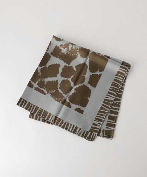 green label relaxing（グリーンレーベルリラクシング）の「＜FATTORSETA＞ アニマル柄 スカーフ（ストール/ショール・レディース・ブラウン/ネイビー・FREE）」の7枚目の写真