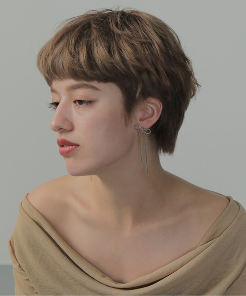 ORLEAN(オルレアン)の「【ORLEAN】スネークチェーンリボンピアス(ピアス(両耳用)・レディース・ゴールド/シルバー・フリー)」の14枚目の写真