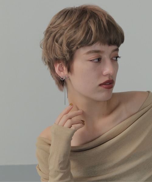 ORLEAN(オルレアン)の「【ORLEAN】スネークチェーンリボンピアス(ピアス(両耳用)・レディース・ゴールド/シルバー・フリー)」の15枚目の写真