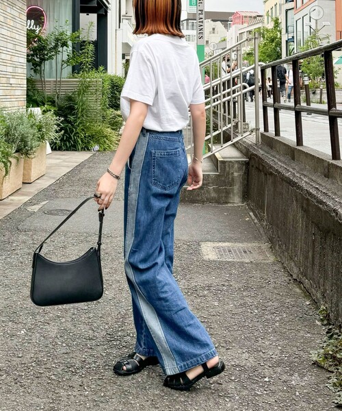 fredy emue（フレディエミュ）の「サイド切替デニムパンツ（デニムパンツ・レディース・ブルー/サックスブルー・38/36）」の3枚目の写真