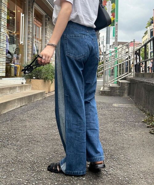 fredy emue（フレディエミュ）の「サイド切替デニムパンツ（デニムパンツ・レディース・ブルー/サックスブルー・38/36）」の13枚目の写真