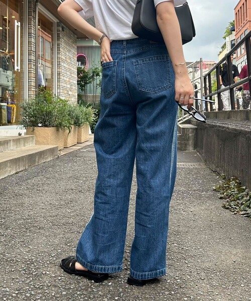 fredy emue（フレディエミュ）の「サイド切替デニムパンツ（デニムパンツ・レディース・ブルー/サックスブルー・38/36）」の14枚目の写真