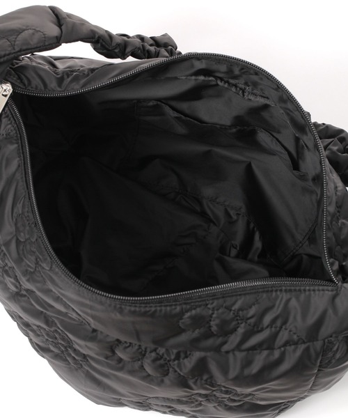 tiny tiny（ティニーティニー）の「キルトギャザーショルダーバッグ[tiny tiny(ティニーティニー)]（ショルダーバッグ・レディース・レッド/ブラック/シルバー・0）」の11枚目の写真