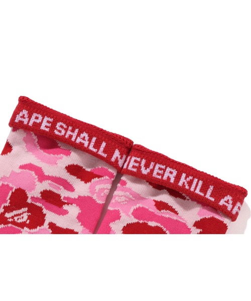 ☆ギフトにも☆関税送料込【A BATHING APE】刺繍ソックス 2color ☆ギフトにも☆関税送料込【A BATHING APE】刺繍ソックス 2color