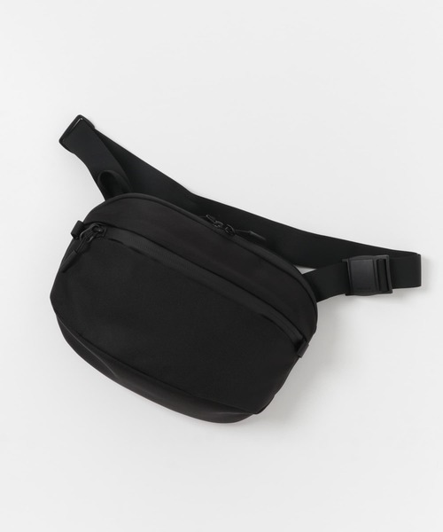 Aer（エアー）の「Aer　DAY SLING 3 MAX（ショルダーバッグ・メンズ・ブラック・-）」の8枚目の写真