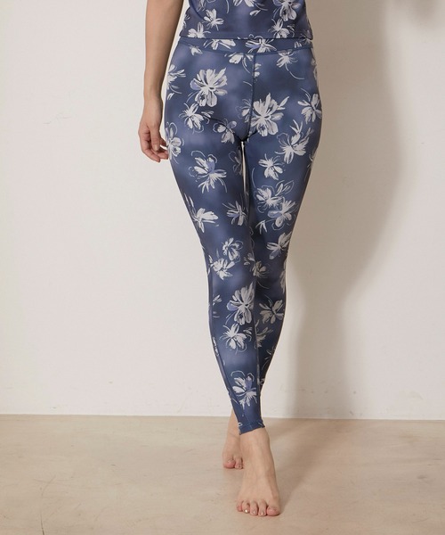 NERGY（ナージー）の「【skin wear】UV＆水陸両用＆保湿 CREORA 花柄スポーツレギンス（レギンス/スパッツ・レディース・ブルー/スミクロ/ブラック・S/M/L）」の13枚目の写真