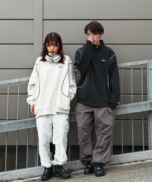 KANGOL（カンゴール）の「【別注】 ZIP FIVE × KANGOL パイピング バルーンシルエット ハーフジップ スウェット トレーナー / 長袖（スウェット・メンズ・ネイビー/オートミール/ブラック/ダークグリーン/杢グレー/チャコール/ホワイト・LARGE/MEDIUM/X-LARGE）」の19枚目の写真