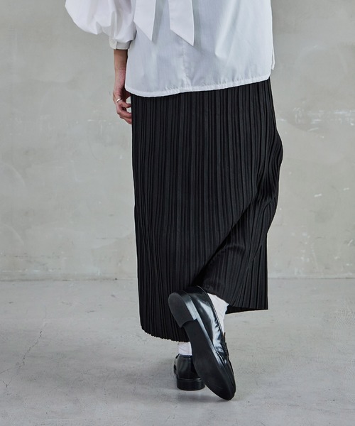 SALE！！ MSGM ウエストロゴゴムバタフライプリントプリーツスカート SALE！ MSGM ウエストロゴゴムバタフライプリントプリーツスカート