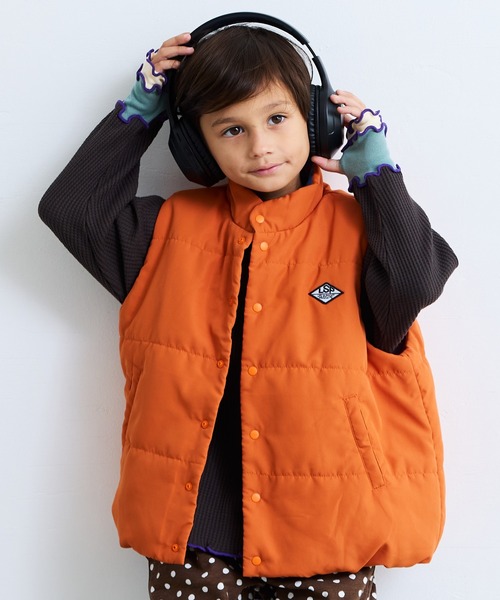 Life Support Products（ライフサポートプロダクツ）の「スタンドカラーキルトベスト（ベスト・キッズ・ベージュ/オレンジ/ブラック/ブルー・100/110/120/130/140/150/90）」の4枚目の写真