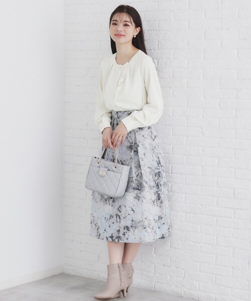 index（インデックス）の「◆アシメフリルクルーネックブラウス【洗濯機洗い可/イージーアイロン/ストレッチ】（シャツ/ブラウス・レディース・サックスブルー系7/ネイビー/ナチュラル/オフホワイト・38/36/42/40）」の21枚目の写真