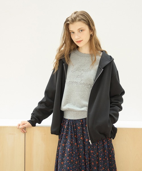 LE SOUK HOLIDAY(ルスークホリデー)の「ダンボールジップパーカー(パーカー・レディース・ブラック/チャコールグレー・M/L)」の1枚目の写真