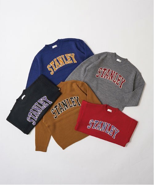 b・ROOM（ビールーム）の「カレッジロゴセーター（ニット/セーター・キッズ・トップグレー/ブルー/キャメル/ブラック/レッド・L(130-140)/M(110-120)）」の16枚目の写真