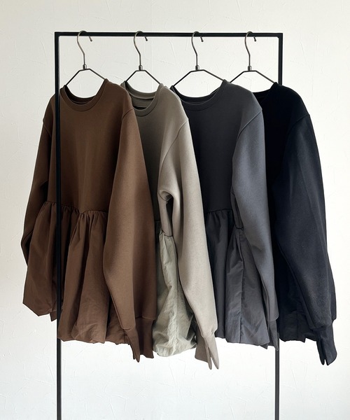 reca（レカ）の「【ZOZOTOWN限定】裏起毛ペプラムスウェットプルオーバー（スウェット・レディース・ブラック/ブルーグレー/キャメル/カーキ・FREE）」の10枚目の写真