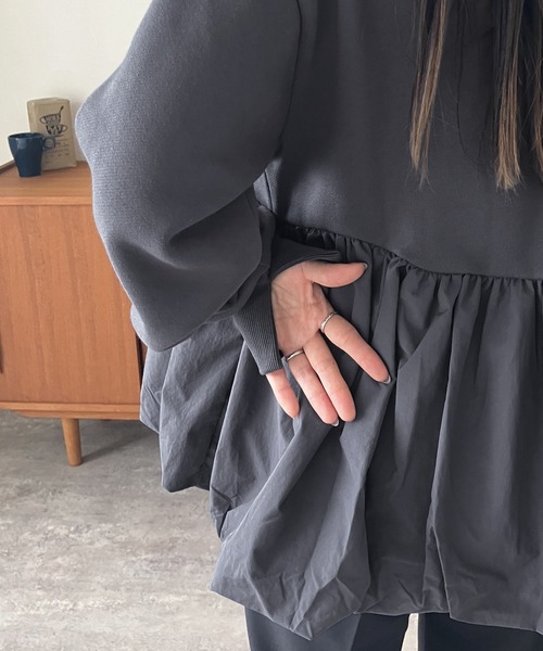 reca（レカ）の「【ZOZOTOWN限定】裏起毛ペプラムスウェットプルオーバー（スウェット・レディース・ブラック/ブルーグレー/キャメル/カーキ・FREE）」の20枚目の写真