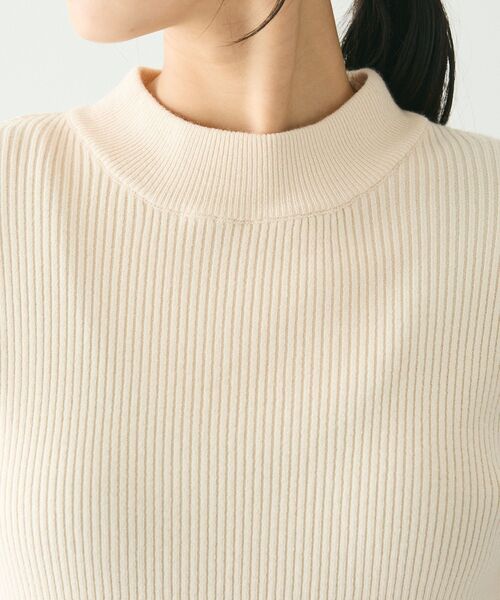 CRAFT STANDARD BOUTIQUE(クラフトスタンダードブティック)の「とてもち袖フレア釦ボトルネックニットプルオーバー(ニット/セーター・レディース・キャメル/グリーン/アイボリー/ブラック・FREE)」の14枚目の写真
