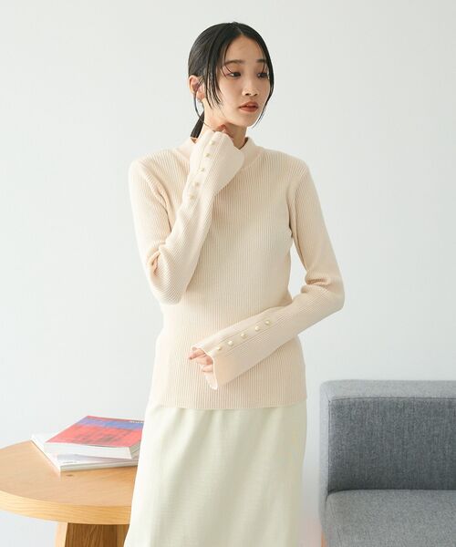 CRAFT STANDARD BOUTIQUE(クラフトスタンダードブティック)の「とてもち袖フレア釦ボトルネックニットプルオーバー(ニット/セーター・レディース・キャメル/グリーン/アイボリー/ブラック・FREE)」の16枚目の写真