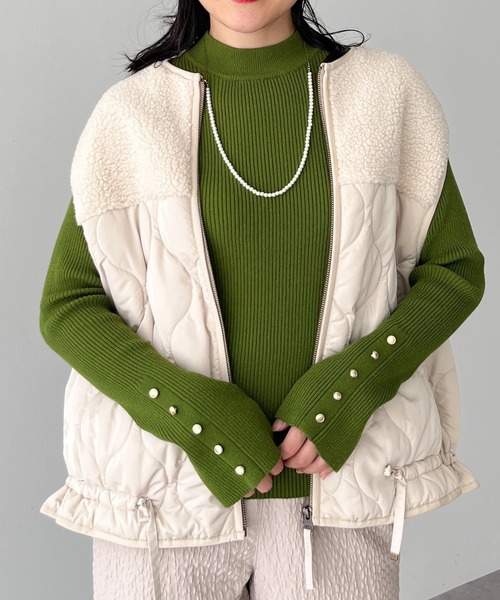 CRAFT STANDARD BOUTIQUE(クラフトスタンダードブティック)の「とてもち袖フレア釦ボトルネックニットプルオーバー(ニット/セーター・レディース・キャメル/グリーン/アイボリー/ブラック・FREE)」の4枚目の写真