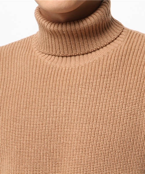 URBAN RESEARCH（アーバンリサーチ）の「UR ウール片畦タートルネック（ニット/セーター・メンズ・カーキ/ベージュ/ネイビー/オフホワイト/グレー/バーガンディー・MEDIUM/LARGE）」の9枚目の写真