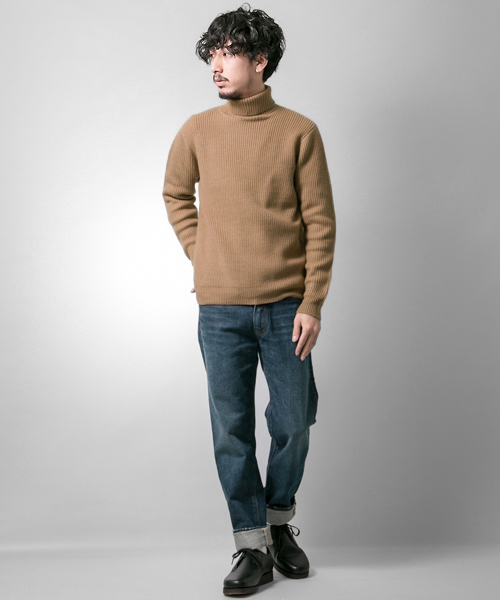 URBAN RESEARCH（アーバンリサーチ）の「UR ウール片畦タートルネック（ニット/セーター・メンズ・カーキ/ベージュ/ネイビー/オフホワイト/グレー/バーガンディー・MEDIUM/LARGE）」の19枚目の写真