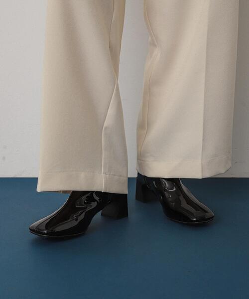 SENSE OF PLACE by URBAN RESEARCH（センスオブプレイスバイアーバンリサーチ）の「『抗菌』『消臭』スクエアトゥエナメルブーツ（ブーツ・レディース・キャメル/ブラック・MEDIUM/SMALL/LARGE）」の4枚目の写真