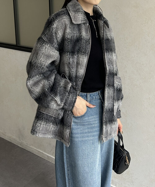 Thevon（ゼボン）の「シャギーダブルジップミドルブルゾン（ブルゾン・レディース・ライトグレー/アイボリー/ブラック・FREE）」の19枚目の写真