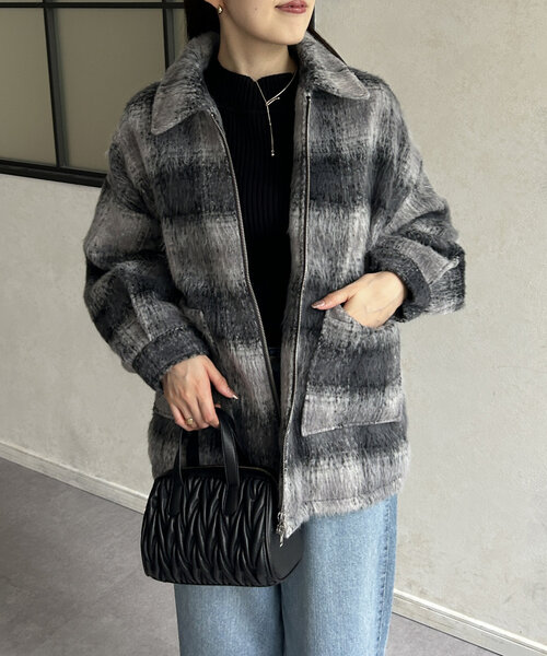 Thevon（ゼボン）の「シャギーダブルジップミドルブルゾン（ブルゾン・レディース・ライトグレー/アイボリー/ブラック・FREE）」の20枚目の写真