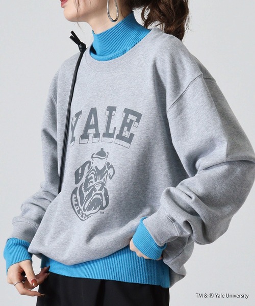 FUNALIVE(ファンアライブ)の「YALE DOUBLEーSIDED PRINTING CREW SWEAT ビックシルエット(スウェット・レディース・ヘザーグレー・M/L)」の5枚目の写真