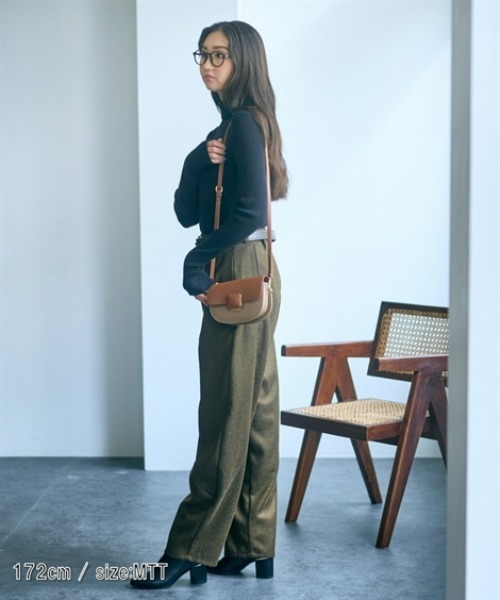 slattgir（スラットジール）の「高身長 ウールライクパイピング