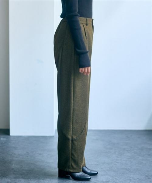 slattgir（スラットジール）の「高身長　ウールライクパイピングカーブパンツ（トールサイズ）Essenave（スラックス・レディース・ブラウン/グレー・3L/LL/L/M）」の10枚目の写真