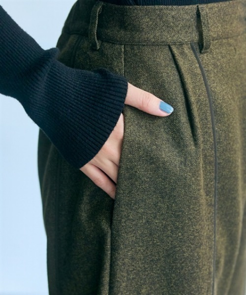 slattgir（スラットジール）の「高身長　ウールライクパイピングカーブパンツ（トールサイズ）Essenave（スラックス・レディース・ブラウン/グレー・3L/LL/L/M）」の4枚目の写真