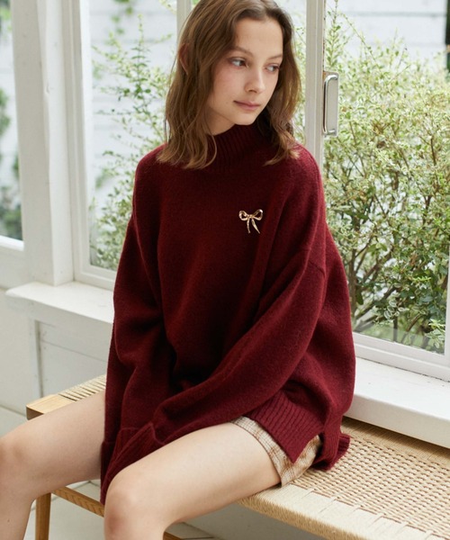 archives（アルシーヴ）の「ブローチ付ハイネックミドルニット（ニット/セーター・レディース・アイボリー/ブルー/グレー/ワインレッド・MEDIUM）」の11枚目の写真