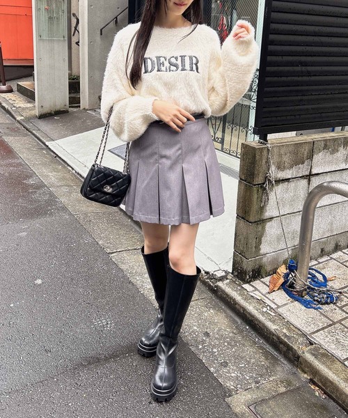 INGNI（イング）の「ショート丈フェザー貼付ロゴニット（ニット/セーター・レディース・グレー×ホワイト/アイボリー系3/アイボリー系4/ピンク系2・M）」の17枚目の写真