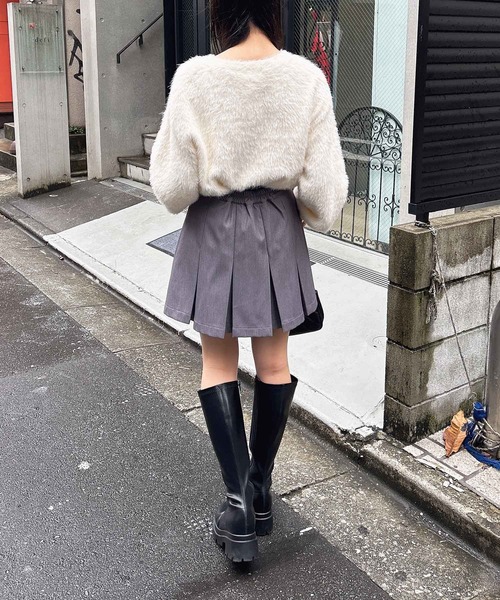 INGNI（イング）の「ショート丈フェザー貼付ロゴニット（ニット/セーター・レディース・グレー×ホワイト/アイボリー系3/アイボリー系4/ピンク系2・M）」の19枚目の写真