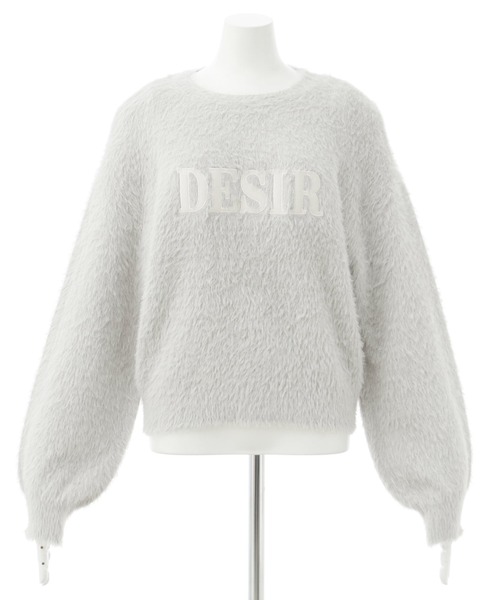 INGNI（イング）の「ショート丈フェザー貼付ロゴニット（ニット/セーター・レディース・グレー×ホワイト/アイボリー系3/アイボリー系4/ピンク系2・M）」の5枚目の写真