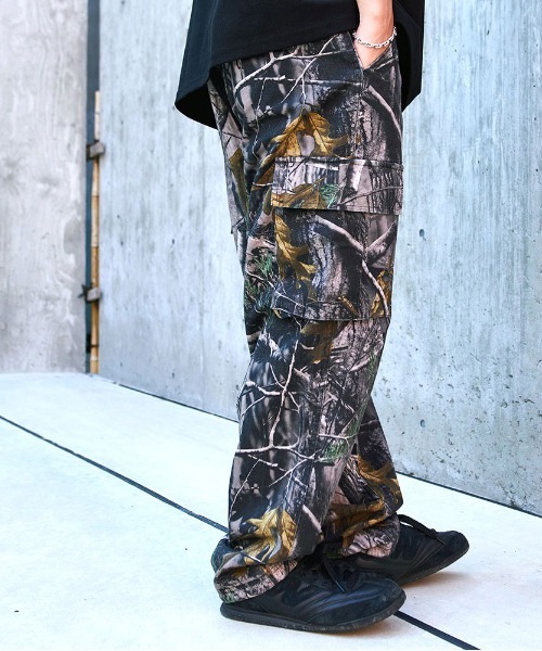 CIVARIZE ラメ　カーゴパンツ CIVARIZE/シヴァーライズ』コーティング加工ベルテッドワイド