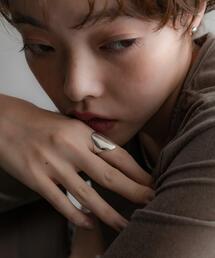 SMELLY | SMELLY so’　platy curve ring(リング)