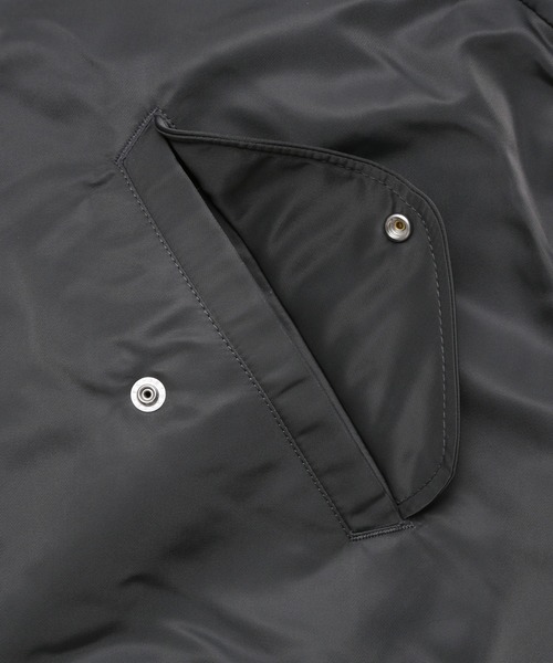 UNDERCOVER（アンダーカバー）の「UC2D9203（MA-1・メンズ・ブラック・2/3）」の4枚目の写真