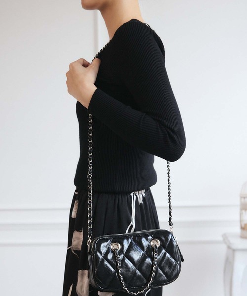 fifth(フィフス)の「コンパクトチェーンバッグ(ショルダーバッグ・レディース・ホワイト/ブラック/ピンク・FREE)」の1枚目の写真